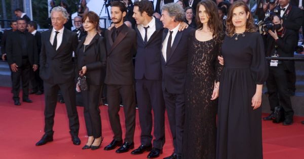 En images. Festival de Cannes : Pierre Niney, Frédérique Bel, Alessandra Sublet, Gérald Holtz, François Cluzet et Andie MacDowell sur le tapis rouge