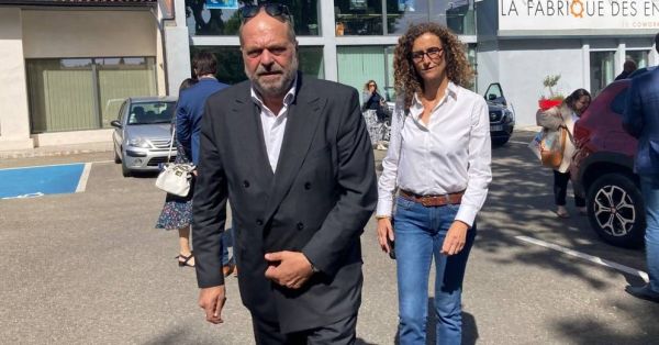 Législatives 2022 : le ministre de la Justice vient soutenir la candidate à Orange