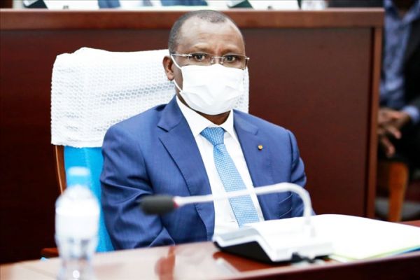 Sani Yaya a présidé la 2è réunion du CTCC Etat -secteur privé de lannée 2022: Le taux dinflation ressort ainsi à 7.5% en rythme annuel à fin avril 2022 au Togo (Officiel) (Ministère)