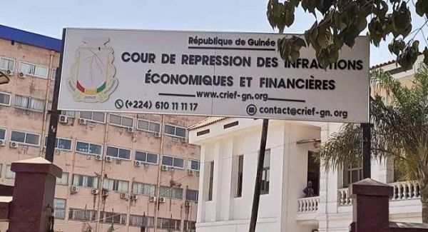 Émission de titres de voyage pour la CENI: à la CRIEF, la partie civile et la défense campent sur leurs positions