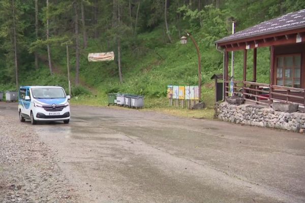 VIDEO. Tempête Alex : on a testé pour vous la nouvelle navette pour se rendre au village coupé du monde de Casterino