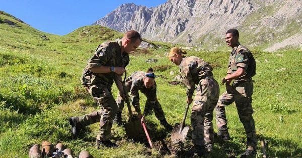 Environnement. Obus, déchets... L'armée nettoie le Grand champ de tir des Alpes pour les randonneurs