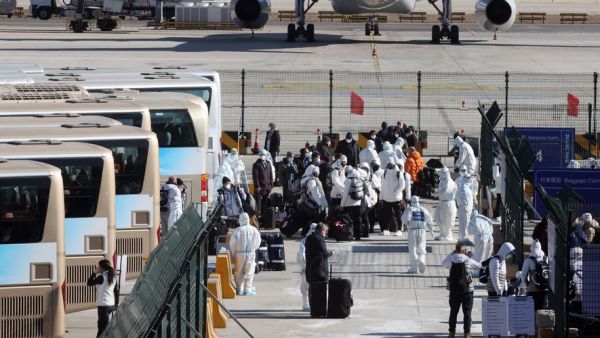 Covid : La Chine réduit la période de quarantaine pour les voyageurs étrangers