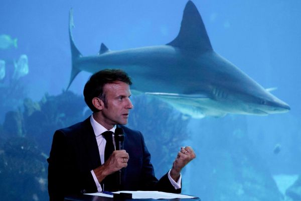Emmanuel Macron se prononce contre l'exploitation des grands fonds océaniques