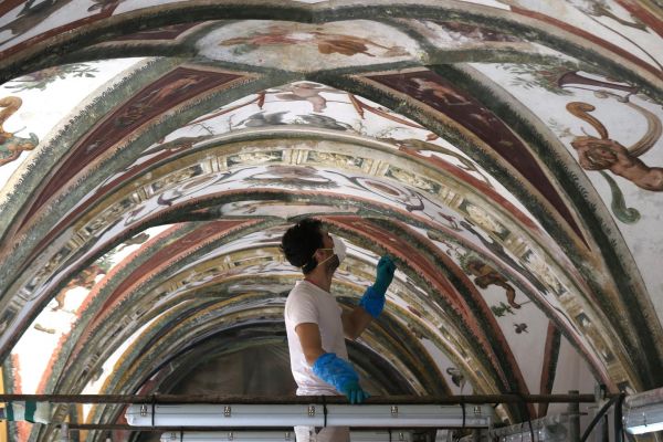 Au château des Grimaldi, à Monaco, un trésor de fresques était caché dans les murs