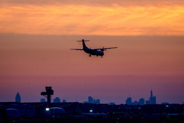 Covid-19 : les vacanciers rapatriés n'ont pas droit à un remboursement