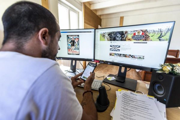 La chasse aux « conspis » est ouverte