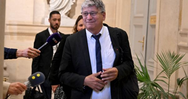 Politique. "Comportements avec les femmes'' : à nouveau mis en cause, Coquerel se défend