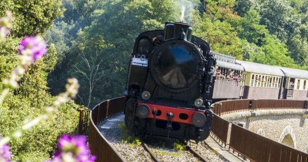 Découverte. Parcourir les Cévennes en train à vapeur