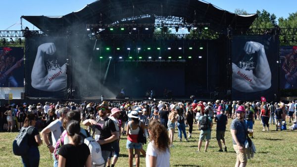 Le monde du spectacle de nouveau impacté par la forte hausse des cas de Covid-19