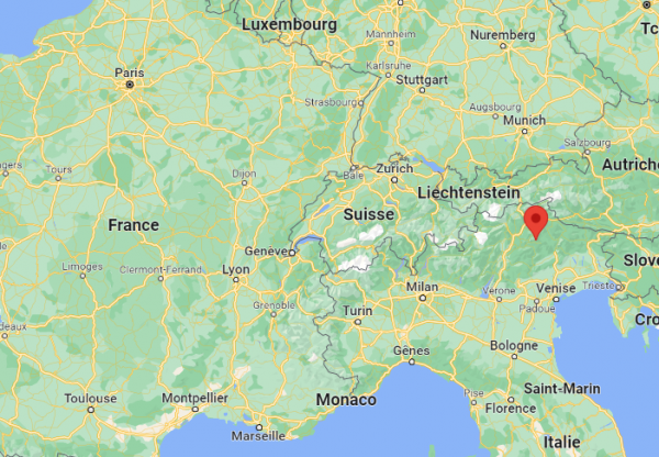 Cinq morts dans l'effondrement d'un glacier dans les Alpes italiennes