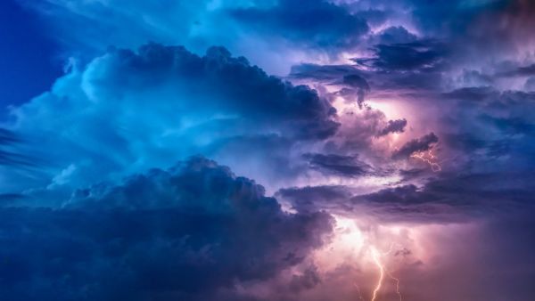 Orages, canicule : 46 départements en vigilance jaune, à quoi s'attendre dans les prochaines heures ?