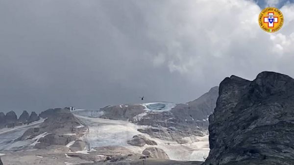 Ce que l'on sait du glacier qui s'est effondré dans les Alpes italiennes