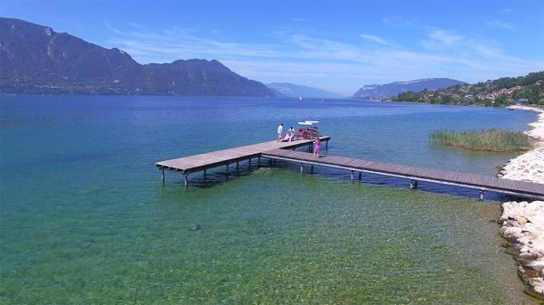 Son fils tué il y a 3 ans sur le lac du Bourget, son père lance un appel au pilote du bateau