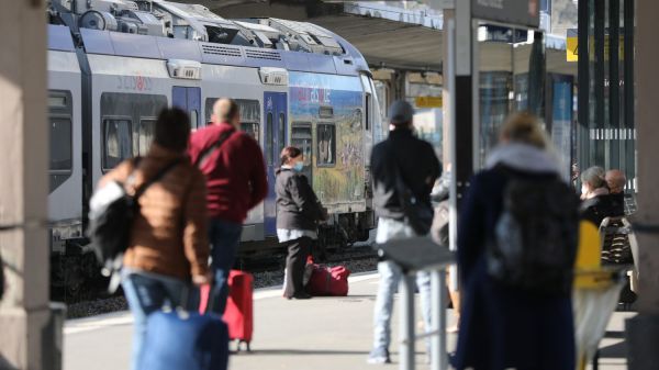 Grève à la SNCF ce mercredi : deux TER sur cinq, le trafic des TGV, des Ouigo et des Transilien très perturbé, découvrez les prévisions