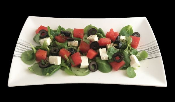 Salade pastèque feta menthe. Une recette d'entrée estivale et gourmande