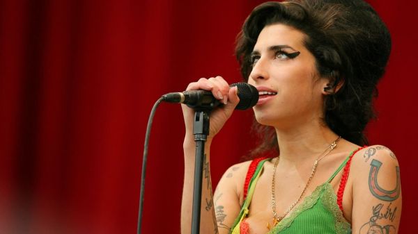 Le biopic d'Amy Winehouse sera réalisé par Sam Taylor-Johnson, réalisatrice de "50 nuances ce Grey"