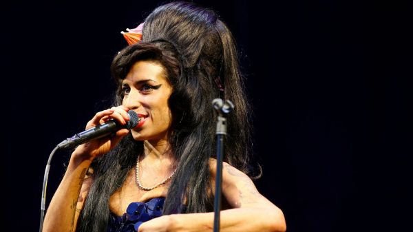 Qui pourrait incarner Amy Winehouse dans le biopic "Back to Black" ?