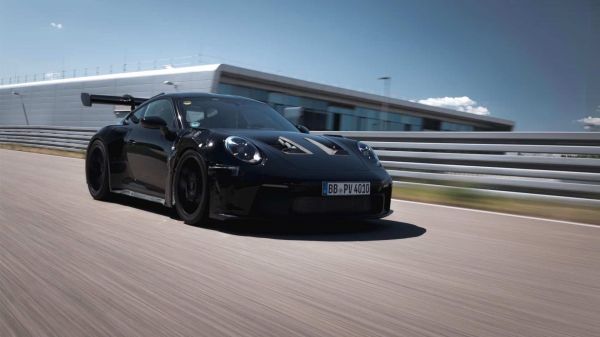 Porsche 911 GT3 RS : photos et date de présentation
