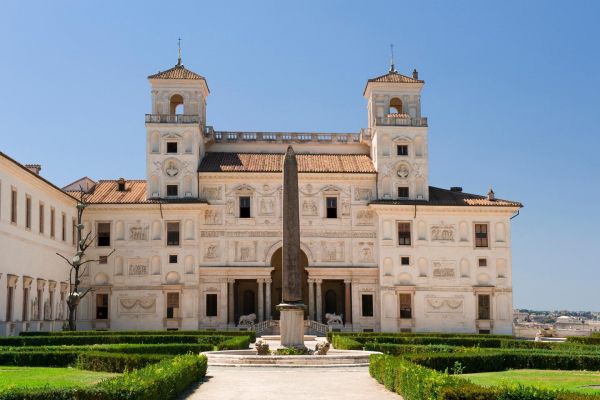 A la Villa Médicis, une tapisserie de l'époque coloniale fait polémique