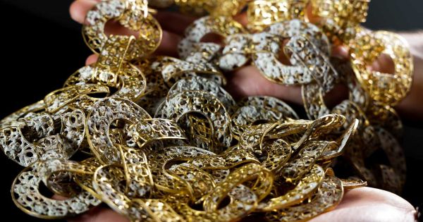 Un fantastique trésor de bijoux du XVIIe siècle découvert dans l’épave d’un galion au large des Bahamas