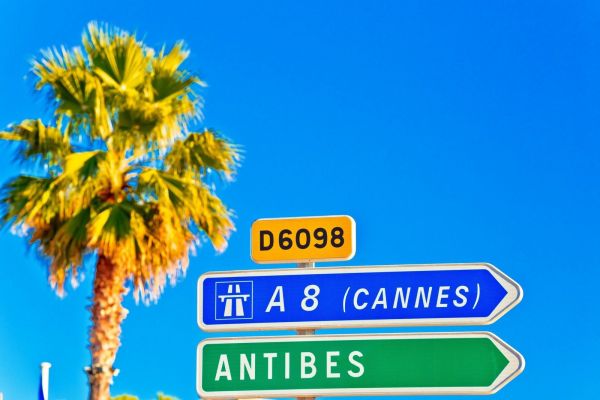 Conduire sur autoroute : ce que vous devez savoir avant de partir