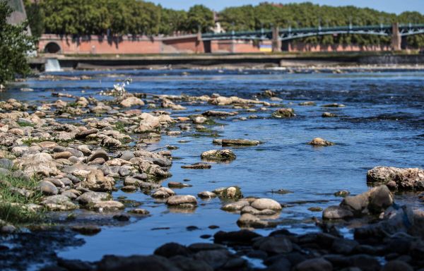 Sécheresse et fortes chaleurs : Météo-France prévoit une nouvelle hausse des températures
