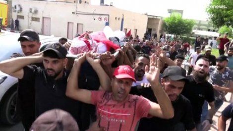 Israël envisage "une semaine" de raids sur Gaza