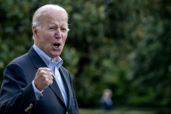 Etats-Unis : le Sénat adopte le vaste plan de Joe Biden pour le climat et la santé