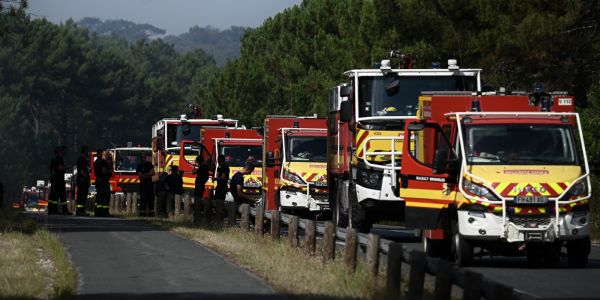 Dordogne : les deux incendies «fixés», 110 hectares de forêt brûlés