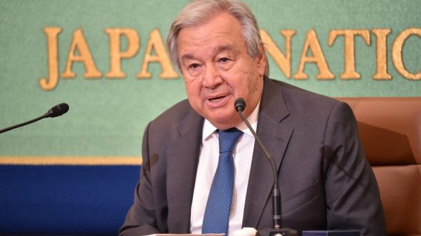 Guerre en Ukraine : le chef de l'ONU exige l'arrêt des attaques "suicidaires" contre des centrales nucléaires
