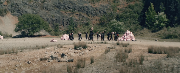 IDLES revient avec un clip énervé pour son single "Stockholm Syndrom”
