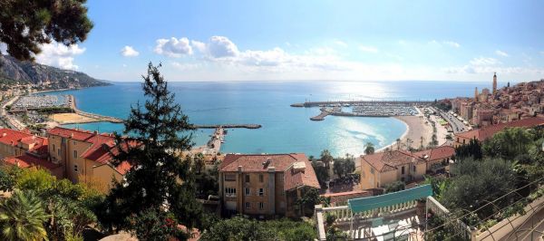 Un octogénaire sauvé de justesse de la noyade à Menton