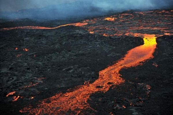 L'éruption en Islande va-t-elle paralyser le trafic aérien ?