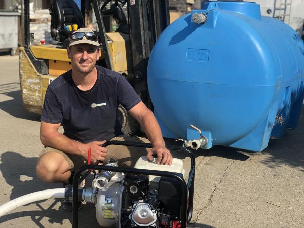 Incendies : une entreprise d'irrigation lot-et-garonnaise fournit gratuitement des pompes aux soldats du feu