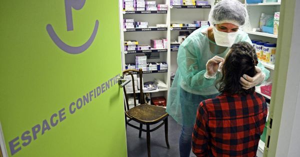 Côte-d'Or . Covid-19 : l'épidémie recule, le taux de positivité reste élevé