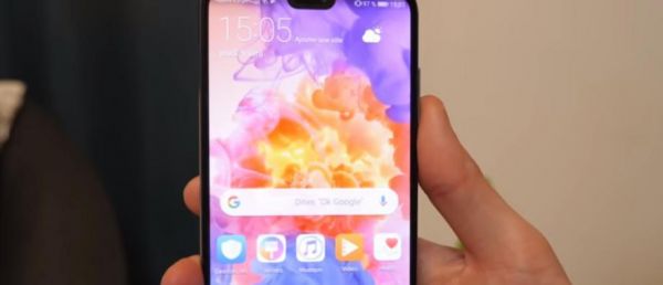 Huawei annonce une baisse de près de 6% sur un an de son chiffre d'affaires au premier semestre, en dépit d'une diversification du géant chinois des télécoms