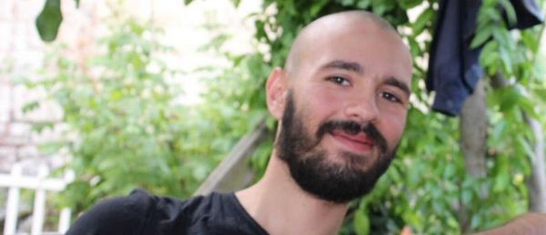 La mystérieuse réapparition du Français Yann Bourdon, 27 ans : Porté disparu depuis un an en Egypte, il vient de réapparaître refusant de donner la moindre explication... Vidéo