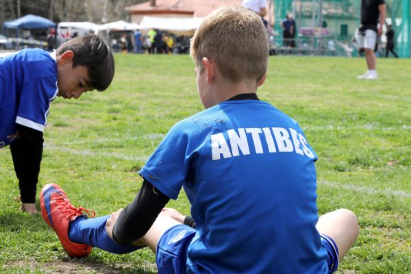 Réservez votre stand au vide-greniers du FC Antibes