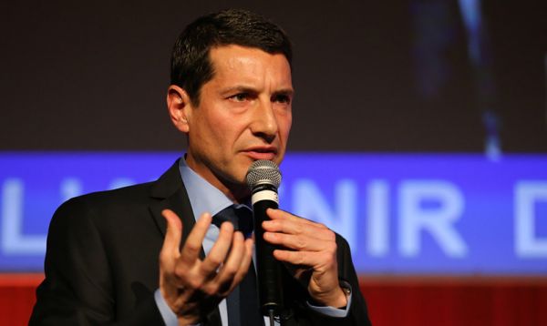 David Lisnard doit se pencher sur les relations internationales