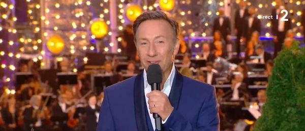 Histoire d'amour : Stéphane Bern présente demain, en Une de Paris Match, Yori son nouveau compagnon entré dans sa vie il y a 2 ans -  Regardez