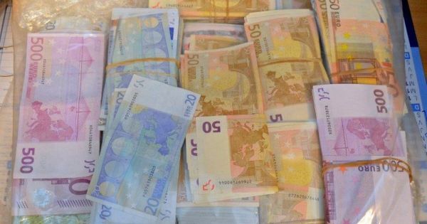 Dijon. Il reconnaît le transport de l'argent de la drogue mais reste en prison