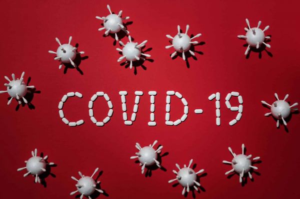 Covid: Le nombre de cas poursuit sa décrue