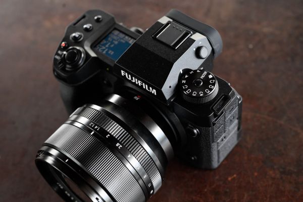 Fujifilm X-H2 : 40,2 Mpx au compteur, vidéo 8K30p et toujours une rafale illimité