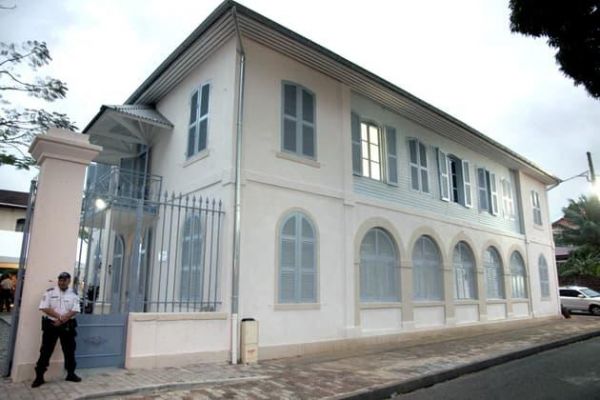 Le fils d'un entrepreneur breton soupçonné de deux meurtres en Guyane