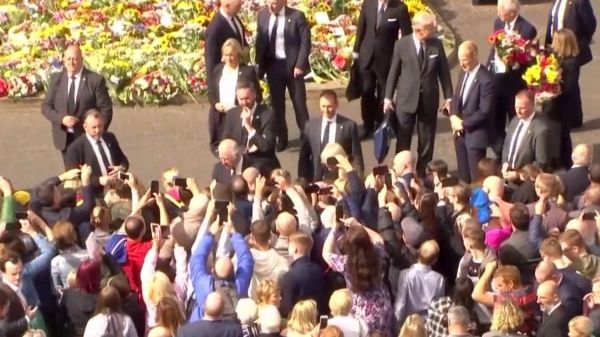 Irlande du Nord : la monarchie continue de diviser dans le pays