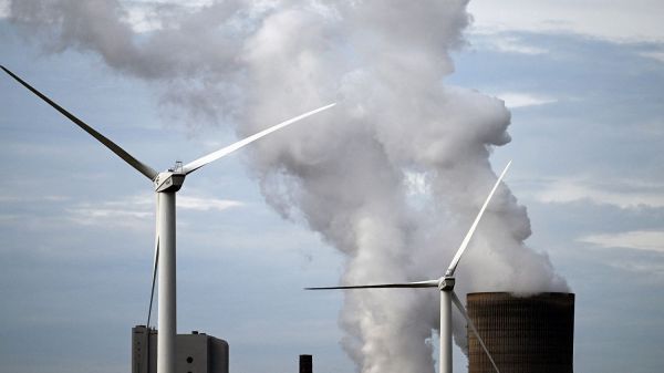 Plafonnement des super-profits : "Pas sûr que ce soit très intéressant pour nous sortir de la crise", estime un spécialiste de l'énergie