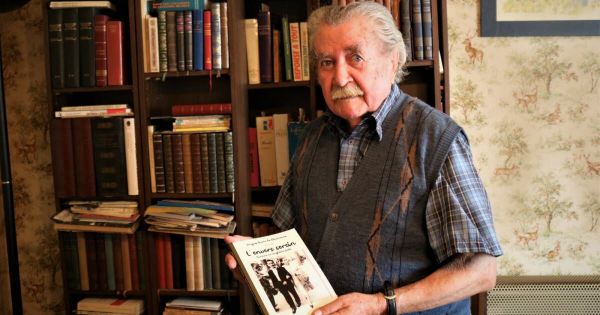Magny-Montarlot. A 93 ans, il couche ses souvenirs dans un livre, en hommage à sa femme