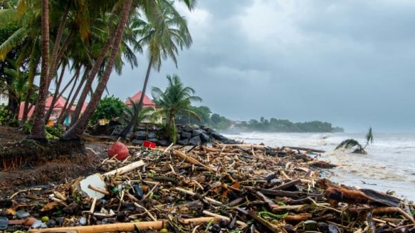 Fiona: après la Guadeloupe, l'ouragan se dirige vers le Canada et Saint-Pierre-et-Miquelon