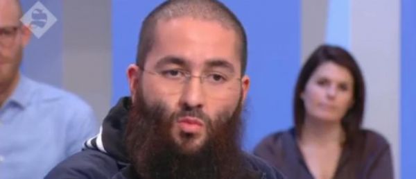 Idriss Sihamedi, le fondateur de l'ONG BarakaCity, dissoute fin 2020 par le gouvernement, condamné à un an de prison avec sursis pour avoir harcelé en ligne Zohra Bitan, une chroniqueuse de RMC